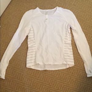 Lululemon white long sleeve shirt